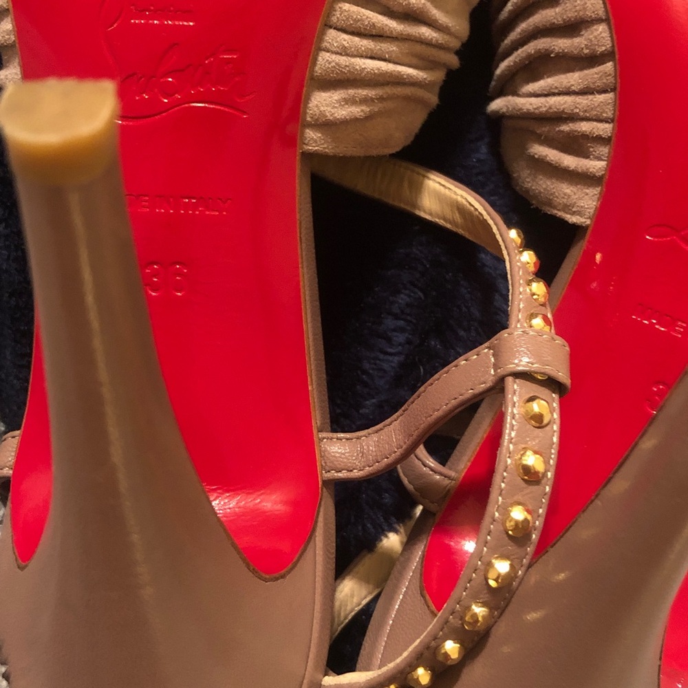 Christian Louboutin mauve heels suede studded size 36 6 limited ed heels $1295 - Picture 10 of 10